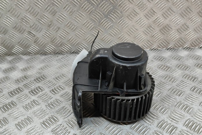 Ventilator aeroterma VW TRANSPORTER V T5 Minibus / passenger 2010 OEM: 7E1820021 27352386