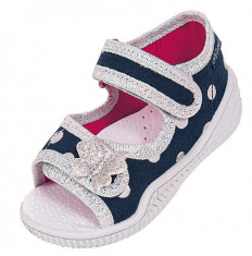 Sandalute pentru fetite - Fluturasul argintiu (Marime Disponibila: Marimea 25) foto