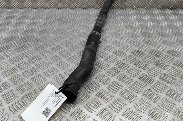 Furtun de lichid de răcire PORSCHE 911 996 1998 OEM: 99610662251,996.106.622.51 | 22571140