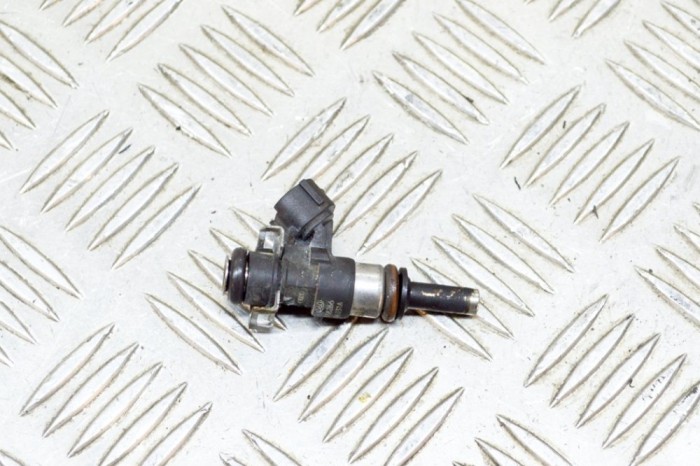 Injector de combustibil AUDI A3 Limousine 8VS, 8VM 2015 OEM: 06L906031A,0280158266 12447458