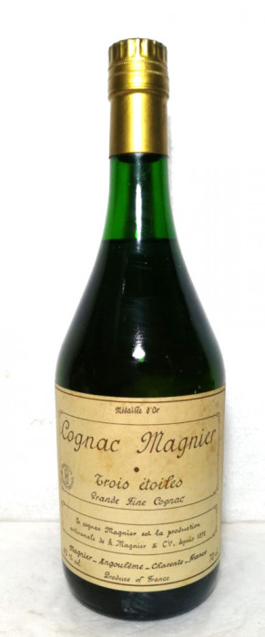 COGNAC MAGNIER, TROIS ETOILES GRANDE FINE COGNAC, ani 80 CL 70 gr 40