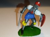 bnk jc Figurine de plastic - Domplast - cavaler cu sabie si scut