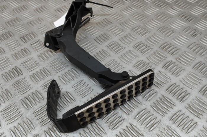Pedala de accelerație MERCEDES-BENZ SLK R170 1999 OEM: A1293010001,A1703000082,A1403010620 29065952