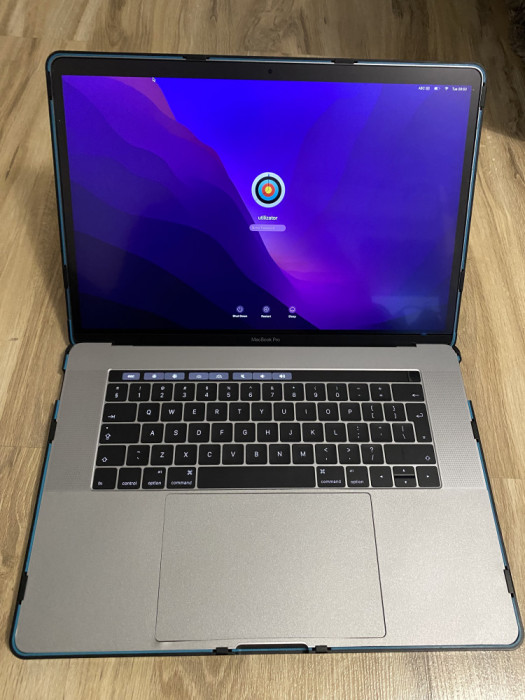 Laptop MacBookPro 15&quot; Touchbar/Late 2016 i7 2.6 GHz 16GB RAM 256GB SSD