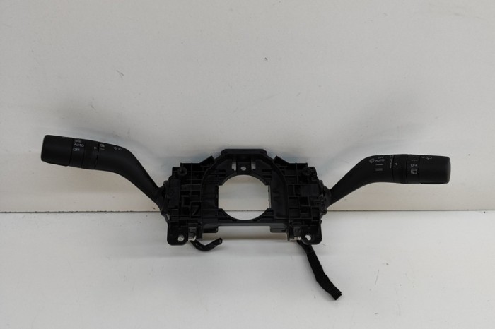 Maneta semnalizare ștergătoare MAZDA CX-30 DM 2023 OEM: BDGG-66-CS0C,BDEN-66-128A,BDEL-66-122A | 29509192