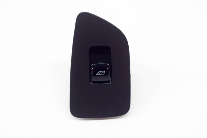Buton geam ușă st&acirc;nga față VOLVO S90 II 2017 OEM: 31376458 15098236