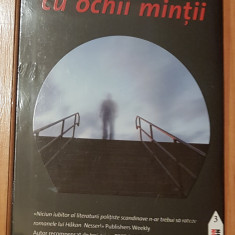 Cu ochii mintii de Hakan Nesser. Colectia Fiction Connection 3