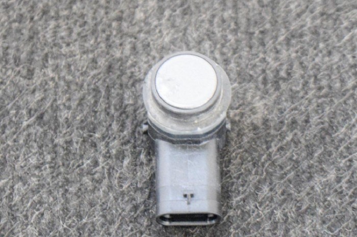 Senzor de parcare spate AUDI Q5 8R 2012 OEM: 303363,1S0919275 10892807