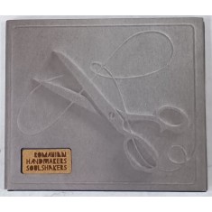 ROMANIAN HANDMAKERS SOUL SHAKERS , EDITIE BILINGVA ROMANA - ENGLEZA , ANII &#039;2000