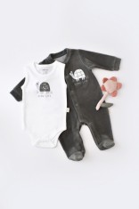Set Broscuta cu salopeta si body din 80%bumbac organic si 20% poliester - Antracit, BabyCosy (Marime: 0-3 Luni)