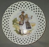 VECHE FARFURIE ROM&Acirc;NEASCĂ DIN PORȚELAN FIN