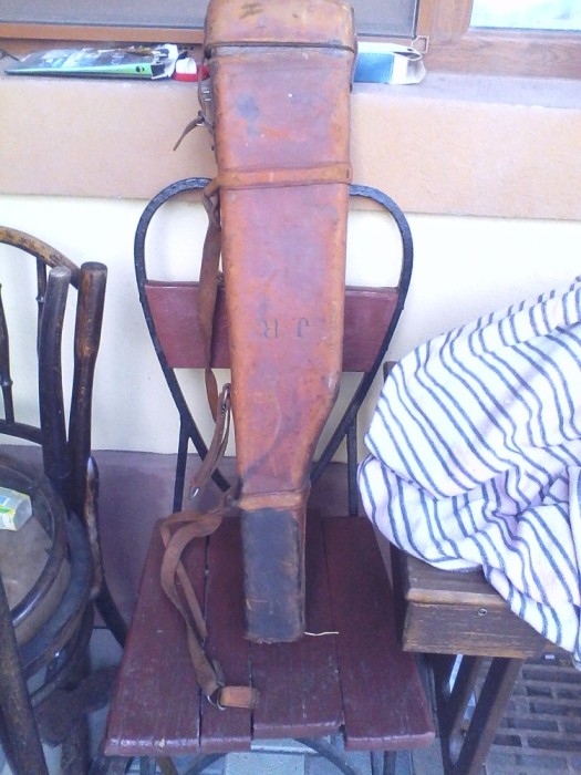 Toc vechi din piele pentru pusca de vanatoare marca J.R.