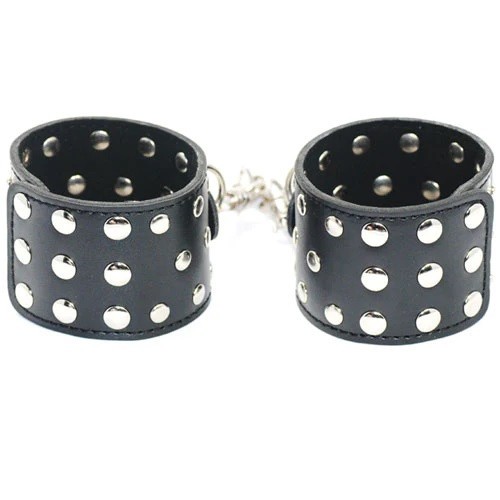 Catuse cu capse metalice