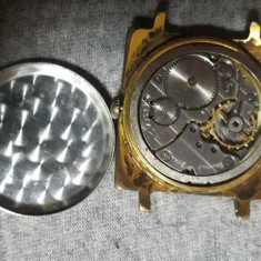 ceas vechi de mana,ceas de colectie PENTRU PIESE,Tp.GRATUIT