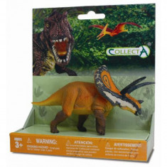 Figurina dinozaur Torosaurus pe platforma Collecta, plastic cauciucat, 3 ani+