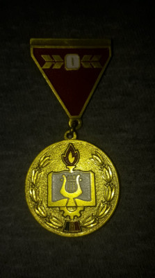 Medalie FESTIVALUL NATIONAL CANTAREA ROMANIEI 1987-1989,Locul 1,metal AURIT,T.GR foto