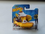 Bnk jc Hot Wheels The Beatles Yellow Submarine - HW Screen Time 6/10 2023