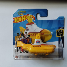 bnk jc Hot Wheels The Beatles Yellow Submarine - HW Screen Time 6/10 2023