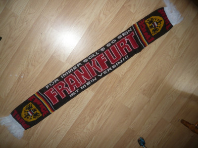 Fular al suporterilor Echipei Fotbal FC Frankfurt Germania ,L= 144 cm foto