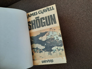 SHOGUN * 2 vol. - James Clavell - Editura Univers,LEGATE DE LUX | Okazii.ro