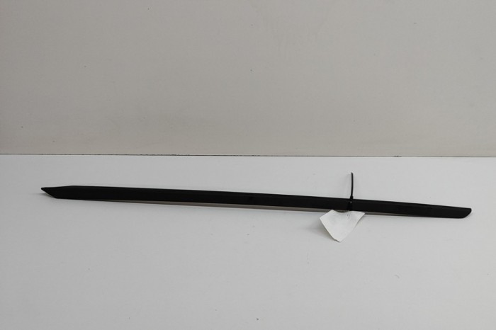 Ornament vertical parbriz st&acirc;nga VW ID.4 E21 2022 OEM: 11A854327 | 28537931