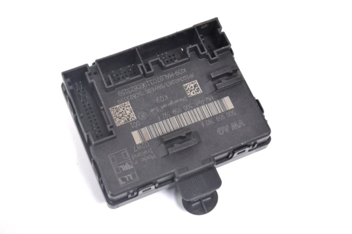 Modul de control ușă st&acirc;nga față VW GOLF VII 5G1, BQ1, BE1, BE2 2019 OEM: 5Q0959392F | 13134315