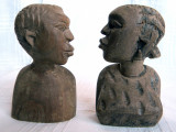 Set 2 capete africane tribul Mashona Zimbabwe, sculpturi vechi tribale in abanos, Lemn, Africa