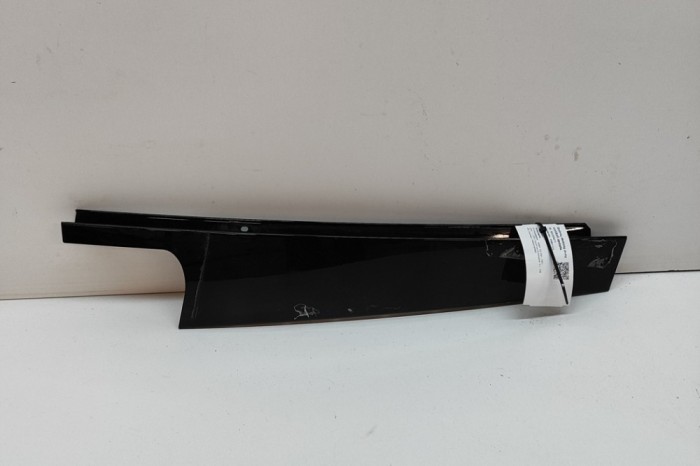 Ornament vertical ușă dreapta spate BMW X3 G01, F97 2021 OEM: 7410046 22324211