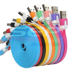 Cablu date USB flat 3 metri iPhone 5G / 5C / 5S / 6G / iPad mini