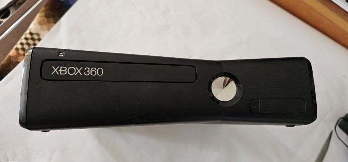 XBOX 360 FARA HARD , FARA ALIMENTATOR , NU STIU DACA FUNCTIONEAZA !