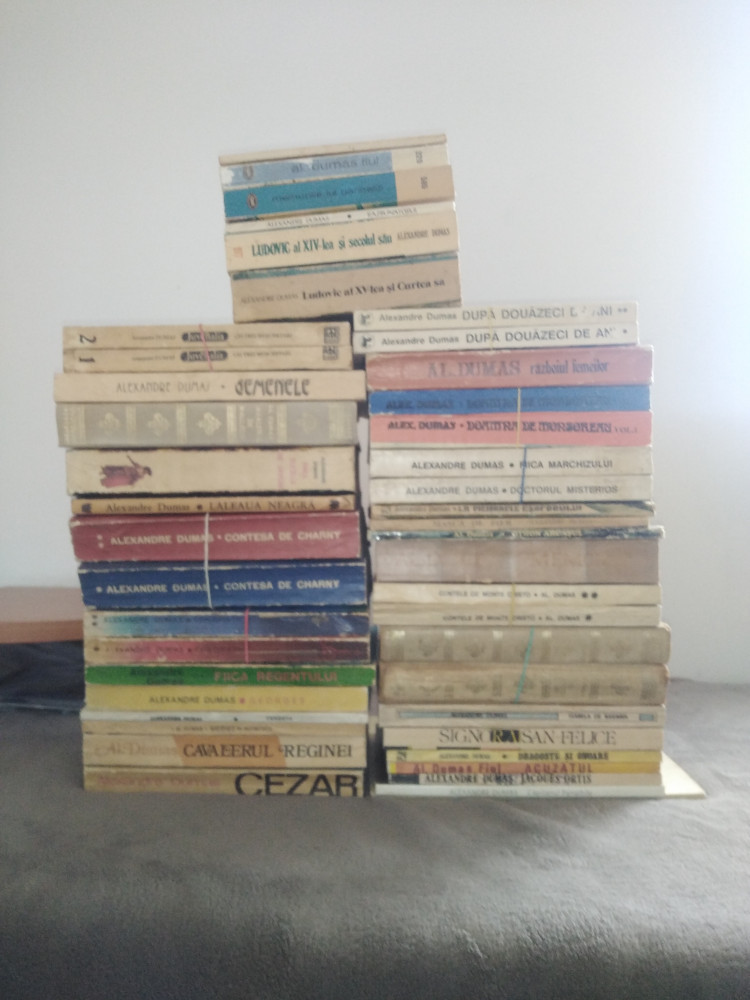 Pachet 44 carti Alexandre Dumas - Livrare gratuita - colectie -titluri  descriere | Okazii.ro