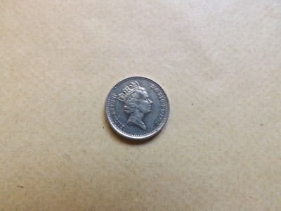 Marea Britanie / Anglia 5 Pence 1992 foto