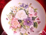 FARFURIE DECORATIVA PORTELAN ENGLEZESC FRANKLIN MINT IN EDITIE LIMITATA DECOR TRANDAFIRI BEAUTY ASCENDING