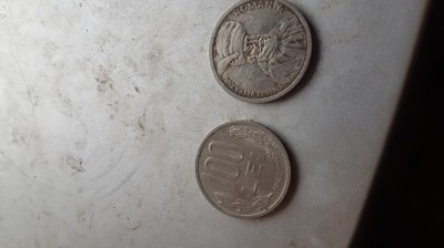 Vand moneda 100 lei foto