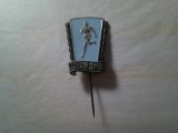Insigna sport 1953 - Festival Mondial Sportiv la Bucuresti , metal si email , h=3cm , ac relipit