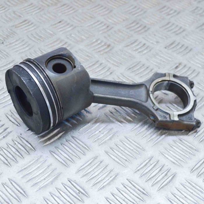 Piston BMW 5 E39 2000 OEM: 778573977864517788416