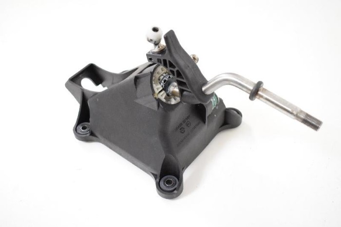 Timonerie cutie de viteze TOYOTA COROLLA Verso ZER_, ZZE12_, R1_ 2005 OEM: MPV | 2805464