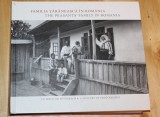 Cumpara ieftin Familia taraneasca in Romania Un secol de fotografie album etnografic fotografii arhiva scoala sociologica etnografica etnologie