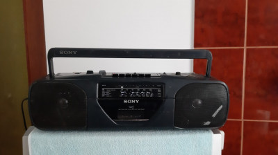 SONY RADIO CASETOFON MODEL CFS -201S , RARITATE ! foto