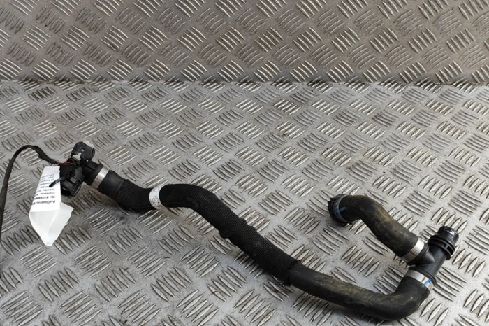 Furtun de lichid de răcire MERCEDES-BENZ GLE W167 2024 OEM: A1675014804 | 31089334
