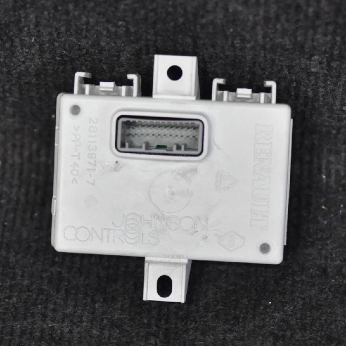 Unitate de control navigație RENAULT MEGANE III Hatchback BZ0_ 2011 OEM: 280380655R 1431268