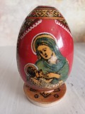 NI383 Ou din lemn pictat manual cu motive religioase, Fecioara Maria cu pruncul