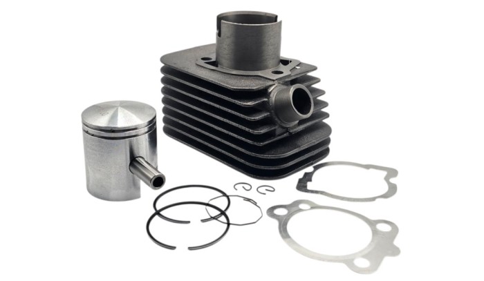 Kit cilindru - Set Motor Scuter Piaggio Ciao (cu pedale) 70cc 80cc, &Oslash;43mm , &Oslash;bolt 10mm 2T, Racire AER Piaggio Bravo , Piaggio SI , Piaggio Grillo