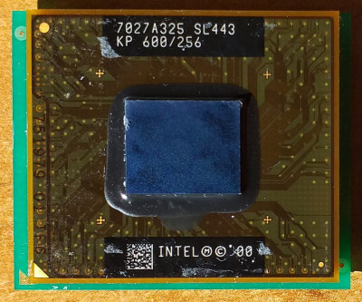 INTEL Mobile Pentium 3 - 600 MHz / FSB 100 MHz foto