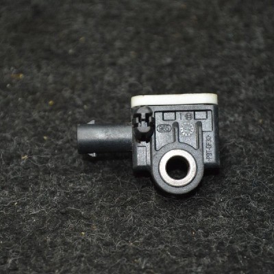Senzor de impact dreapta față AUDI A8 D4 4H_ 2010 OEM: 4H0959643 | 1434114 foto