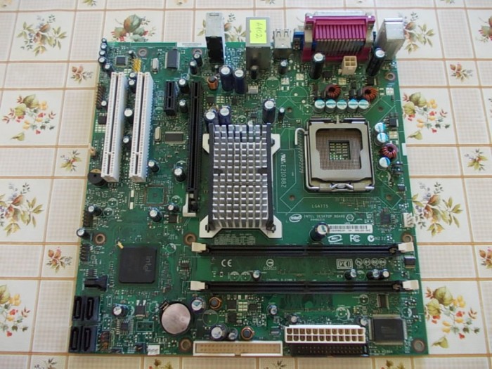 Placa de baza Intel D946GZIS socket LGA775 DDR2