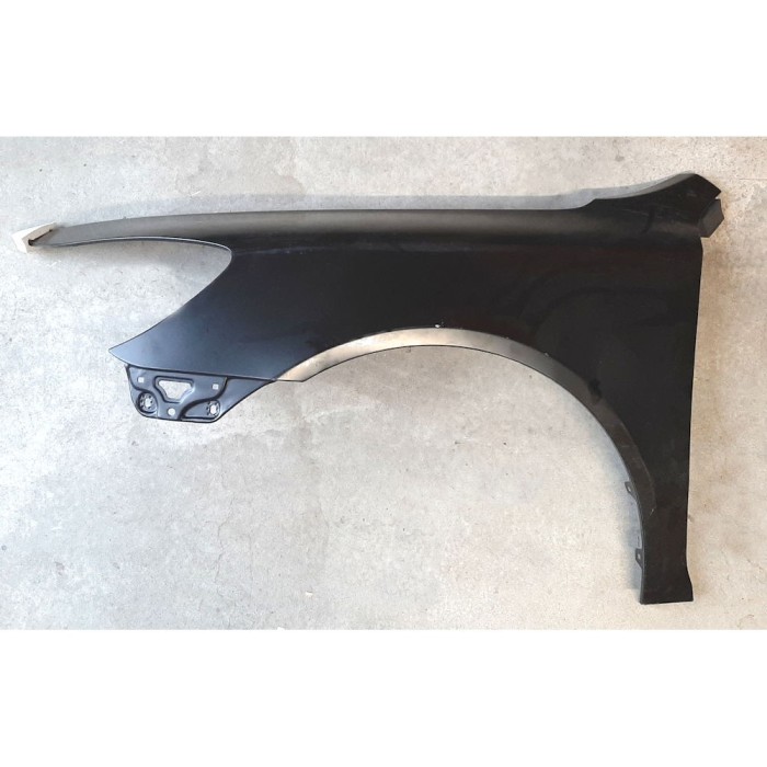 Aripa fata Skoda Octavia 2 (1Z3/1Z5), 10.2008-12.2013, partea Stanga, fara gaura pentru semnalizare, 1Z0821105C, 692301-J galvanizata DETERIORAT