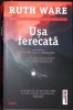 USA FERECATA - Ruth Ware, Thriller, Editura Trei, 2022, Fiction Connection, Romana, Paperback, 399 pagini