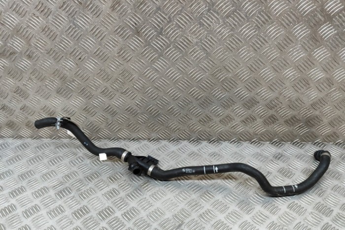 Furtun de lichid de răcire BMW 4 Gran Coupe G26 2022 OEM: 9475244 22660286