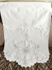 Ștergar vintage, alb cu broderie spartă